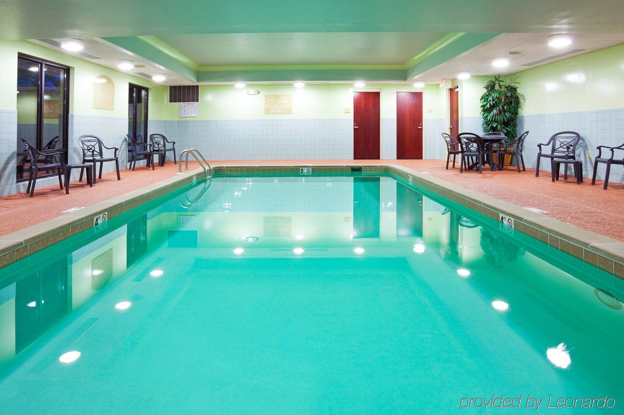 Holiday Inn Express & Suites Lebanon-Nashville Area By Ihg מתקנים תמונה